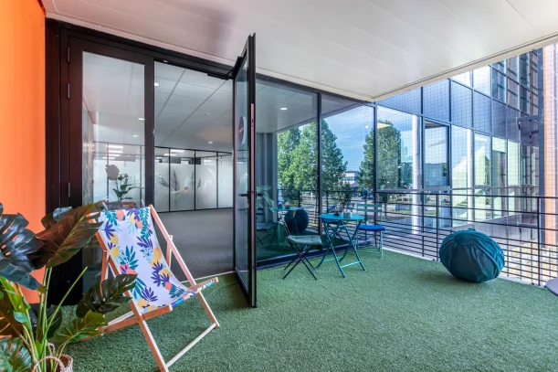 Bureau privé - 67300 - 1 poste - 567€