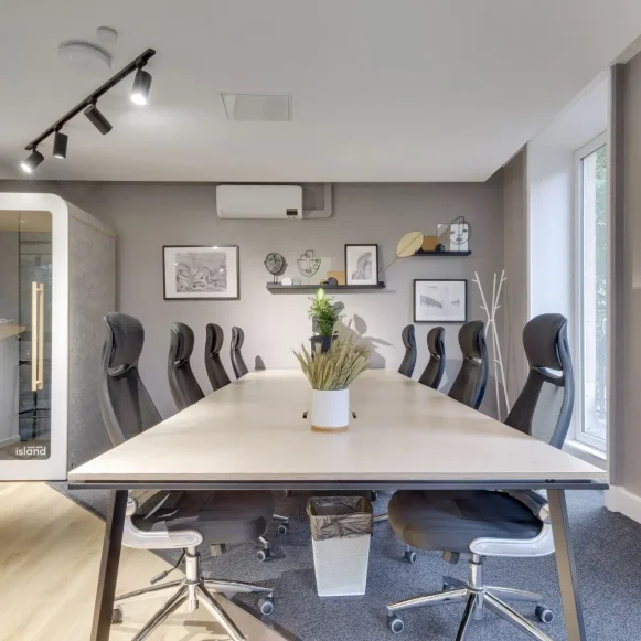 Espace indépendant 110 m² 20 postes Coworking Boulevard de Sébastopol Paris 75003 - photo 2