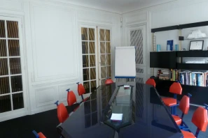 Bureau privé - 75016 - 5 postes - 1900€