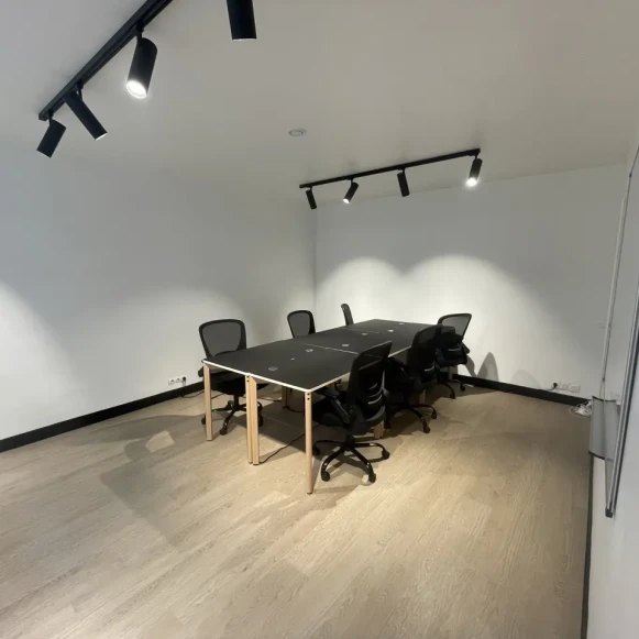 Espace indépendant 69 m² 16 postes Location bureau Boulevard du Temple Paris 75003 - photo 5