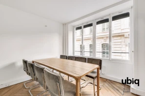 Espace indépendant - 75001 - 12 postes - 5900€