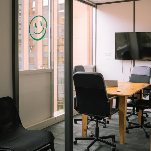 Open Space  4 postes Location bureau Rue Alaric II Toulouse 31000 - photo 8
