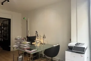 Open Space - 75017 - 2 postes - 400€