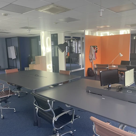 Bureau privé 100 m² 18 postes Location bureau Avenue Pasteur Montreuil 93100 - photo 12