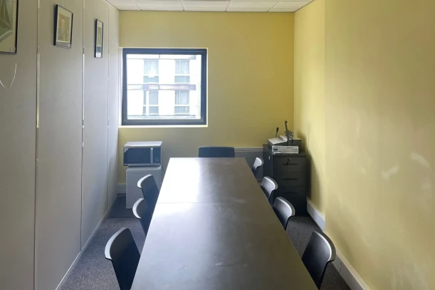 Bureau privé - 44100 - 2 postes - 300€