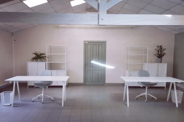 Open Space - 47700 - 1 poste - 200€