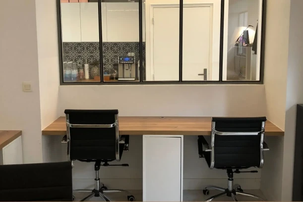 Bureau privé - 75003 - 4 postes - 1090€