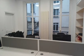 Bureau privé - 75009 - 4 postes - 2000€