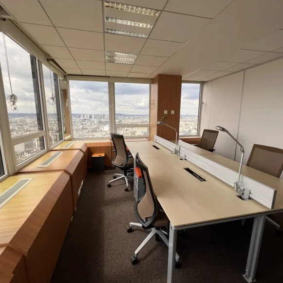 Bureau privé 24 m² 8 postes Coworking Avenue du Maine Paris 75015 - photo 4