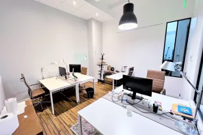 Bureau privé - 75010 - 5 postes - 2250€