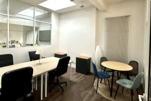 Bureau privé - 75017 - 5 postes - 1900€