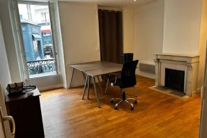 Bureau privé - 75017 - 4 postes - 1500€