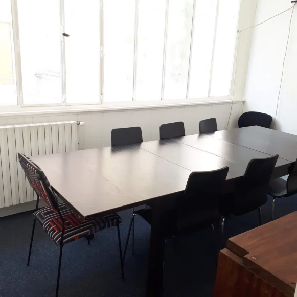 Open Space  1 poste Location bureau Rue du Chalet Paris 75010 - photo 5