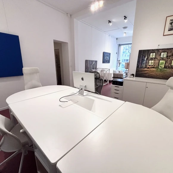 Bureau privé 38 m² 4 postes Location bureau Rue Peclet Paris 75015 - photo 3