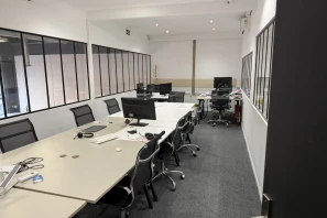 Bureau privé - 75011 - 45 postes - 25000€
