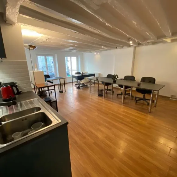 Espace indépendant 52 m² 12 postes Location bureau Rue Poissonnière Paris 75002 - photo 7