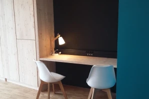 Open Space - 17210 - 8 postes - 148€
