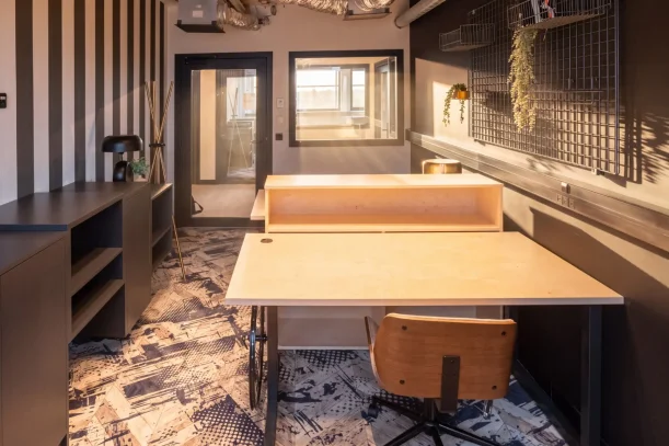 Bureau privé - 94000 - 2 postes - 863€