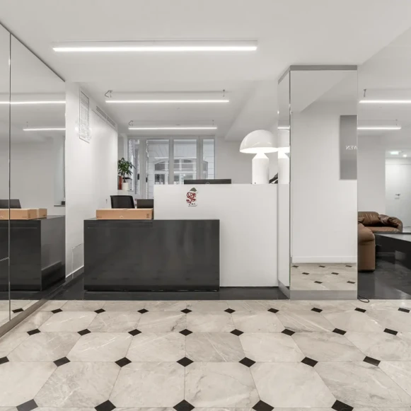 Espace indépendant 150 m² 18 postes Location bureau Avenue Hoche Paris 75008 - photo 1