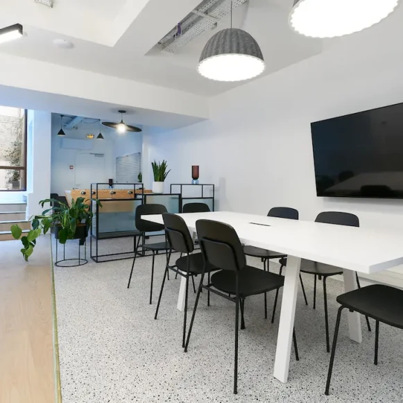 Bureau privé 89 m² 16 postes Coworking Rue Sainte-Anne Paris 75002 - photo 7