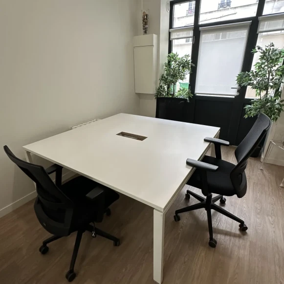 Bureau privé 17 m² 3 postes Coworking Rue Bréa Paris 75006 - photo 12