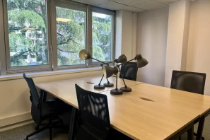 Bureau privé - 92110 - 5 postes - 1900€