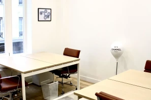 Bureau privé - 75010 - 6 postes - 3400€