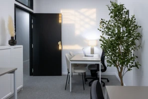 Bureau privé - 76620 - 3 postes - 920€