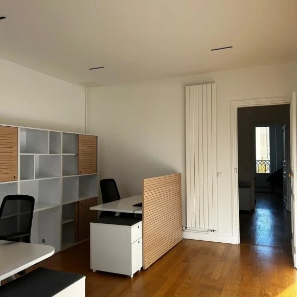 Bureau privé 71 m² 8 postes Location bureau Boulevard Haussmann Paris 75008 - photo 5