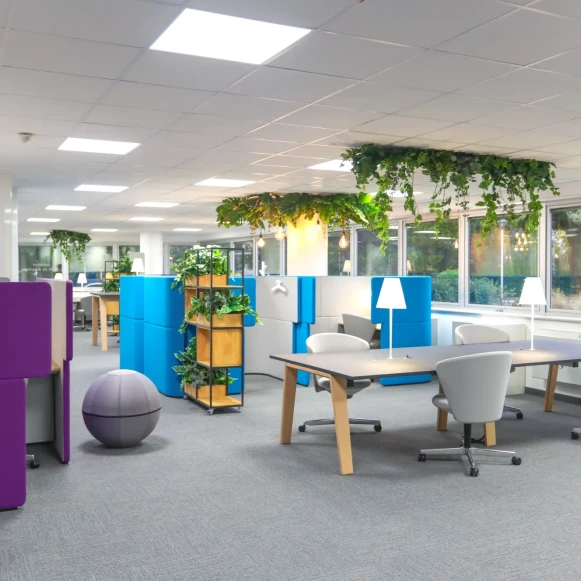 Bureau privé 12 m² 2 postes Coworking Avenue Didier Daurat Blagnac 31700 - photo 4