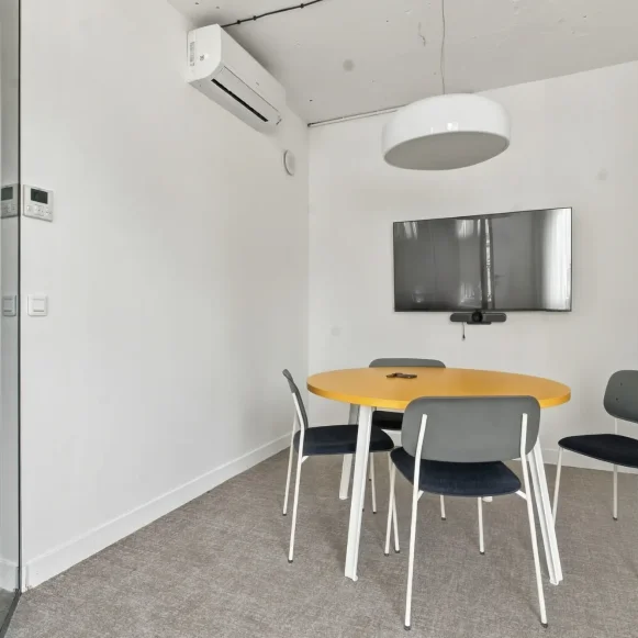 Espace indépendant 210 m² 36 postes Location bureau Boulevard Jules Ferry Paris 75011 - photo 8