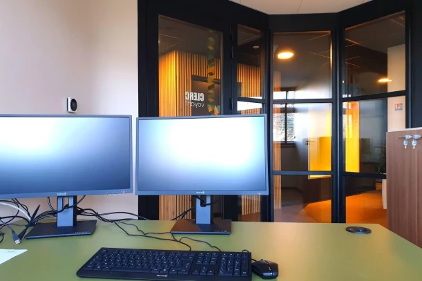 Bureau privé - 35000 - 1 poste - 560€