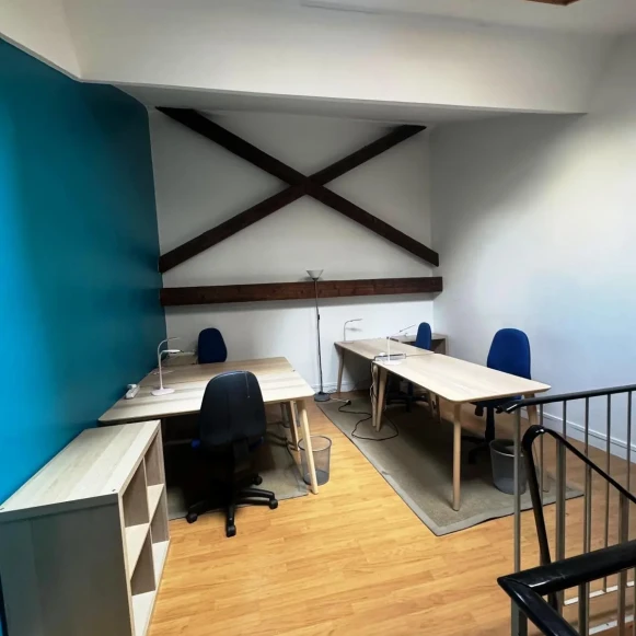 Bureau privé 38 m² 8 postes Location bureau Rue du Grand Prieuré Paris 75011 - photo 2