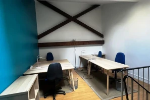 Bureau privé - 75011 - 8 postes - 1588€