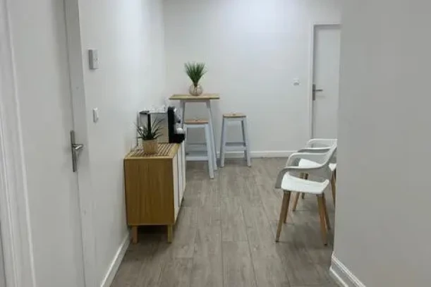 Bureau privé - 69002 - 8 postes - 1290€