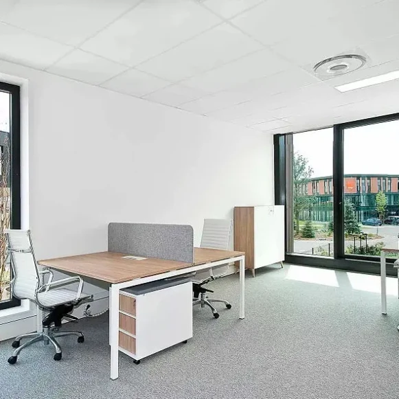 Bureau privé 15 m² 2 postes Location bureau Rue des Bouleaux Lesquin 59810 - photo 1