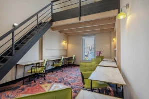 Open Space - 13007 - 150 postes - 199€