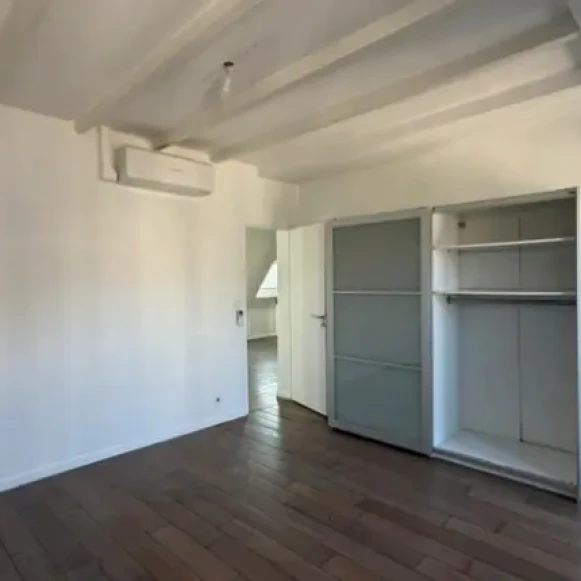 Espace indépendant 180 m² 26 postes Location bureau Rue du Mail Paris 75002 - photo 6