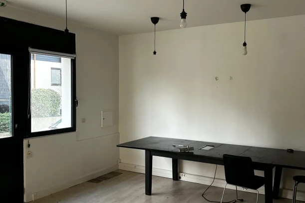 Open Space - 78150 - 1 poste - 250€