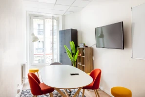 Espace indépendant - 75010 - 22 postes - 10500€