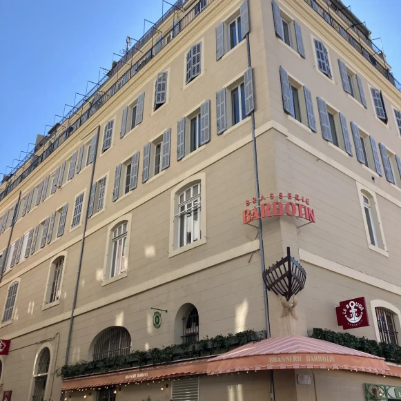 Bureau privé 12 m² 3 postes Coworking Rue Sainte Marseille 13001 - photo 9