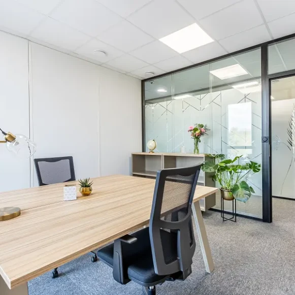 Bureau privé 11 m² 2 postes Location bureau Boulevard Albert Einstein Nantes 44300 - photo 2