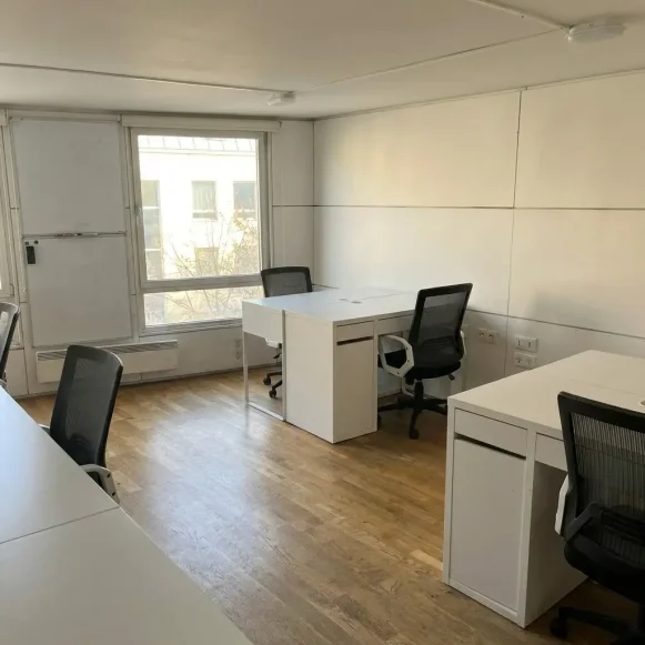 Bureau privé 40 m² 8 postes Location bureau Rue de la Bourse Paris 75002 - photo 4