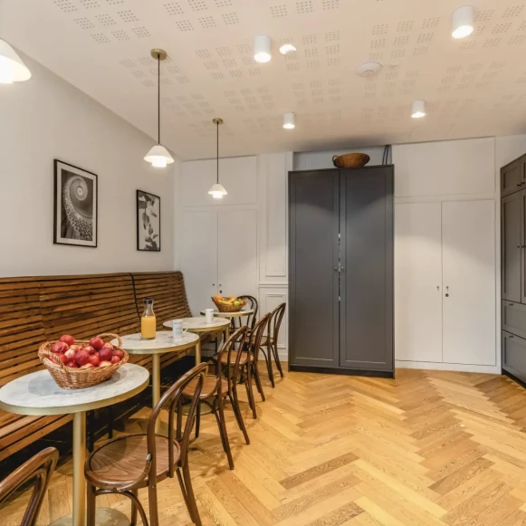 Bureau privé 15 m² 5 postes Location bureau Rue de Stockholm Paris 75008 - photo 10