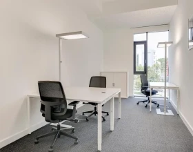 Regus - Tour Initiale