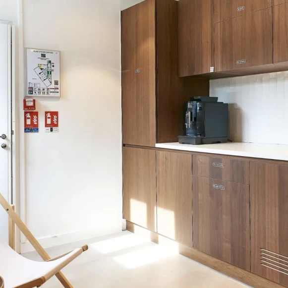 Espace indépendant 216 m² 34 postes Location bureau Avenue de l'Opéra Paris 75002 - photo 4