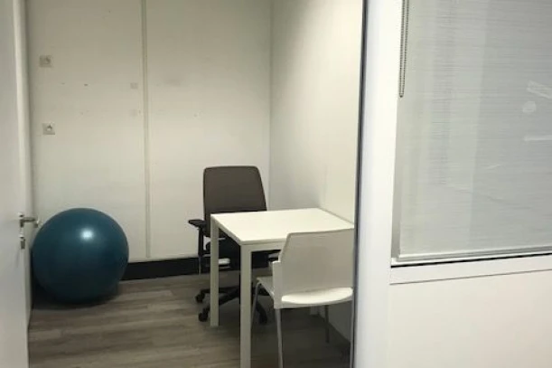 Bureau privé - 38240 - 1 poste - 161.28€