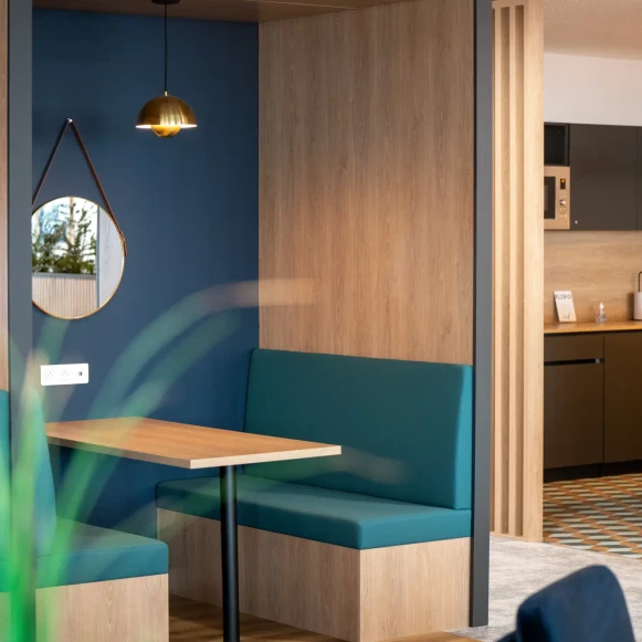 Bureau privé 12 m² 2 postes Coworking Promenade des Anglais Nice 06200 - photo 5