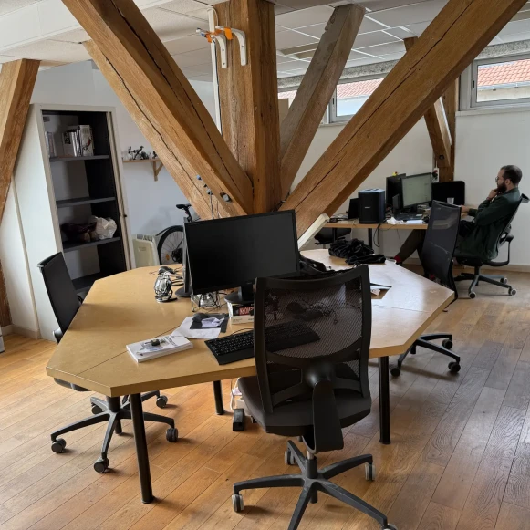 Espace indépendant 206 m² 18 postes Location bureau Rue Guy Môquet Malakoff 92240 - photo 9