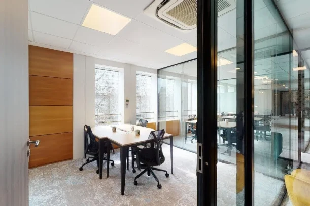 Bureau privé - 75017 - 2 postes - 1867€